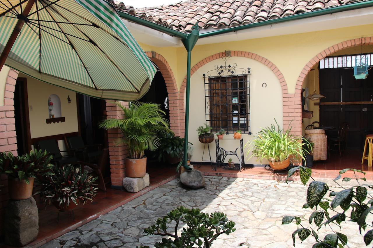 La Casa De Mima Bed and Breakfast Popayán Eksteriør billede